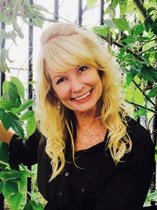 Lynn Senfelds